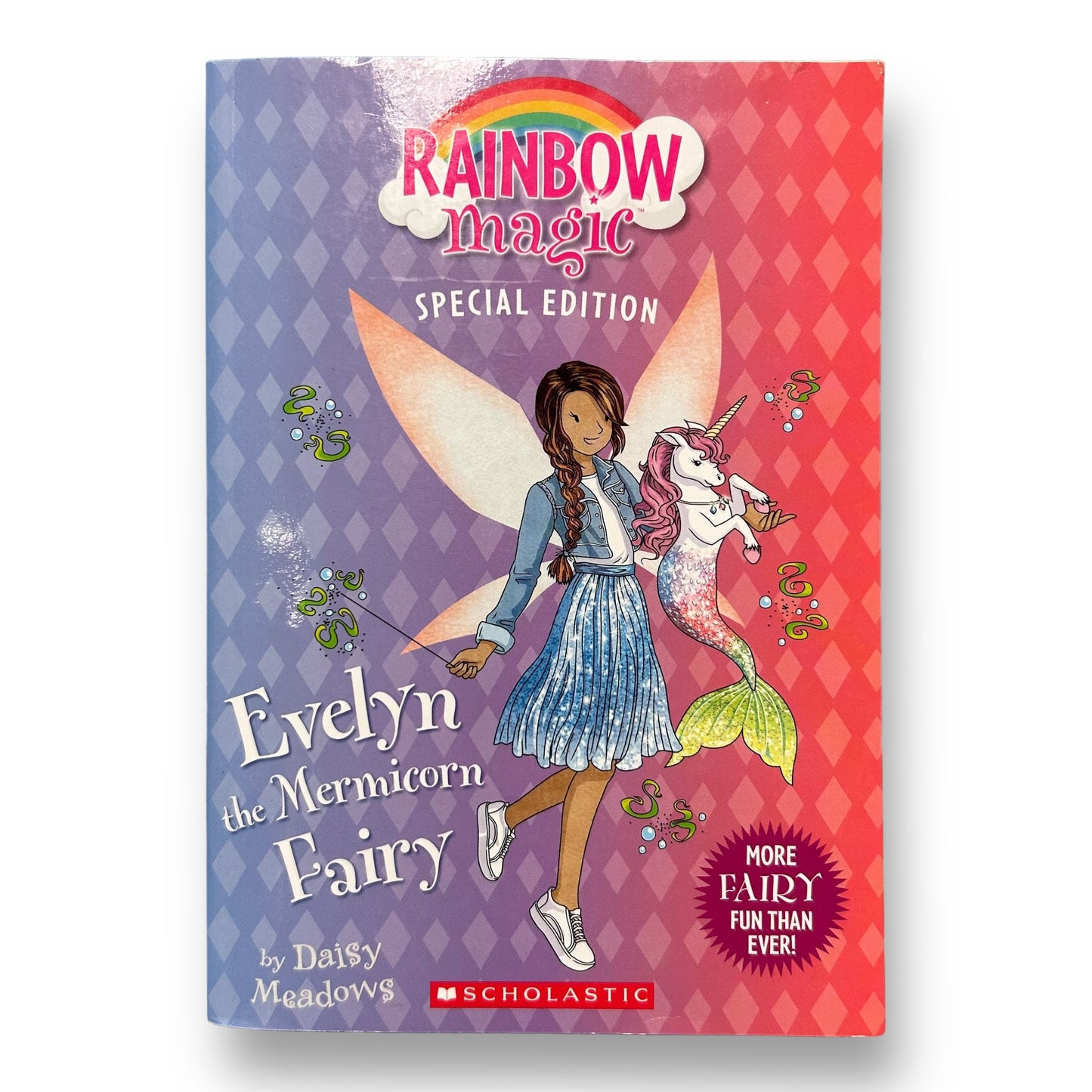 Rainbow Magic Special Edition: Evelyn the Mermicorn Fairy Chapter Book