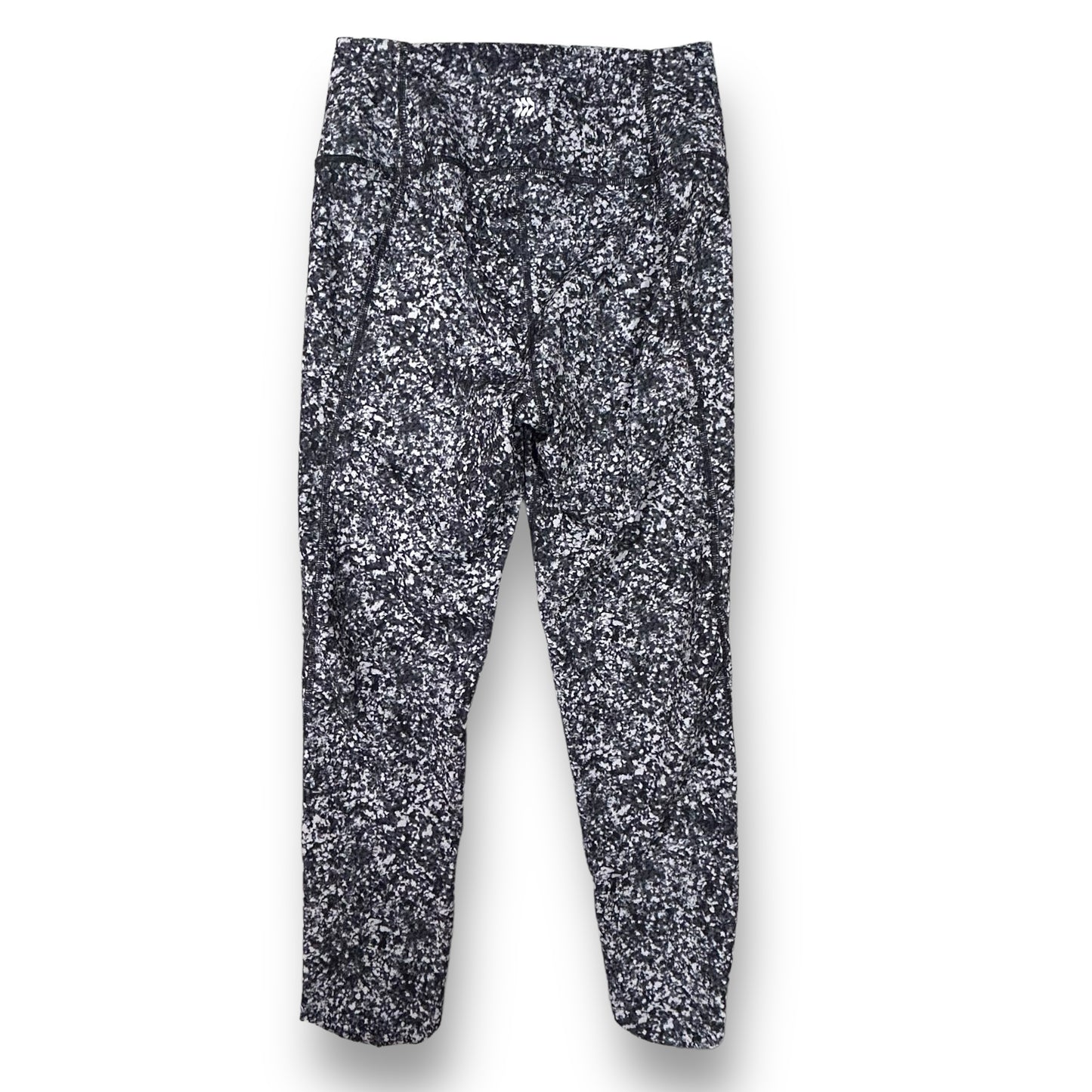 Youth Girl Outfits Size 14/16 Mixed Lot of 4 Athletic Legging Capris and Tees