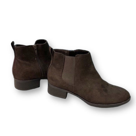 A pair of women's dark brown suede chunky heel side-zip booties.