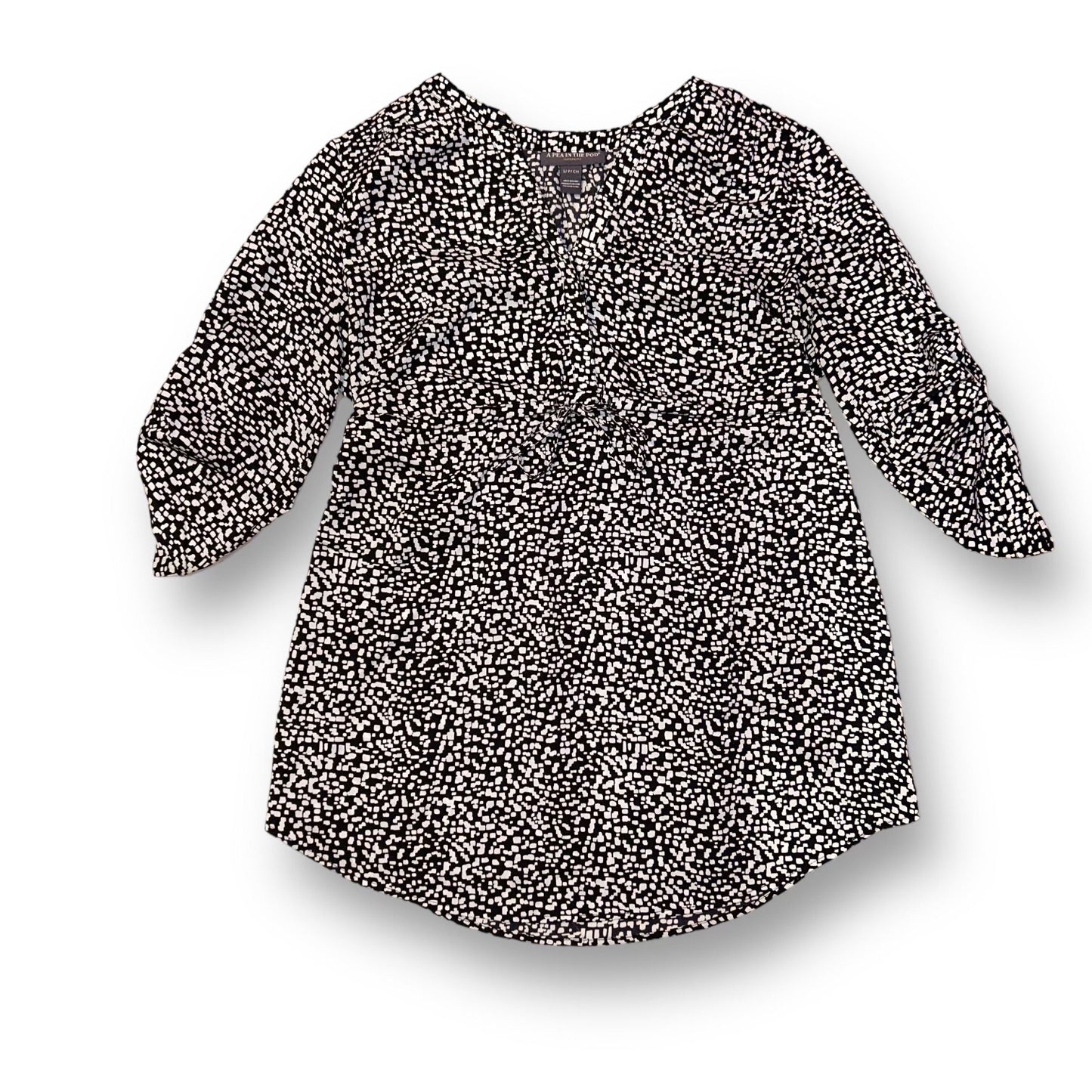 A Pea in the Pod Size S Black & White Maternity Top