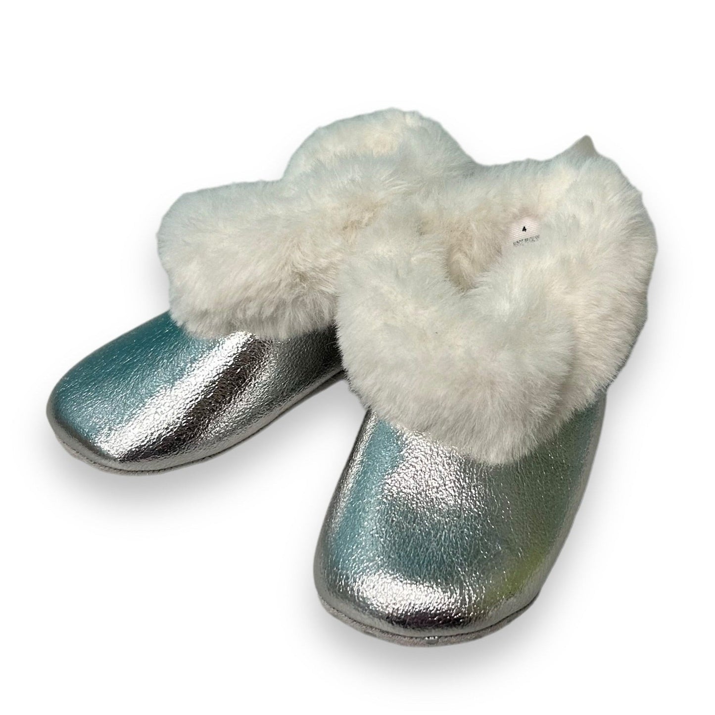 Toddler girl size 4 metallic silver winter boots with fur lining at the top.