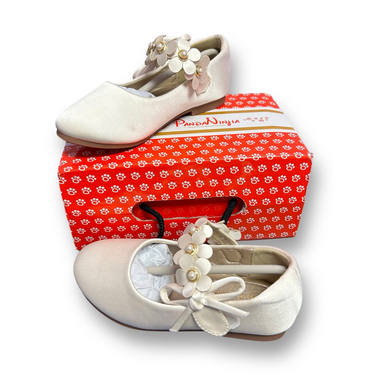 NEW! Toddler Girl Size 8 Ivory Dress Shoes with Floral Accented Straps in Box