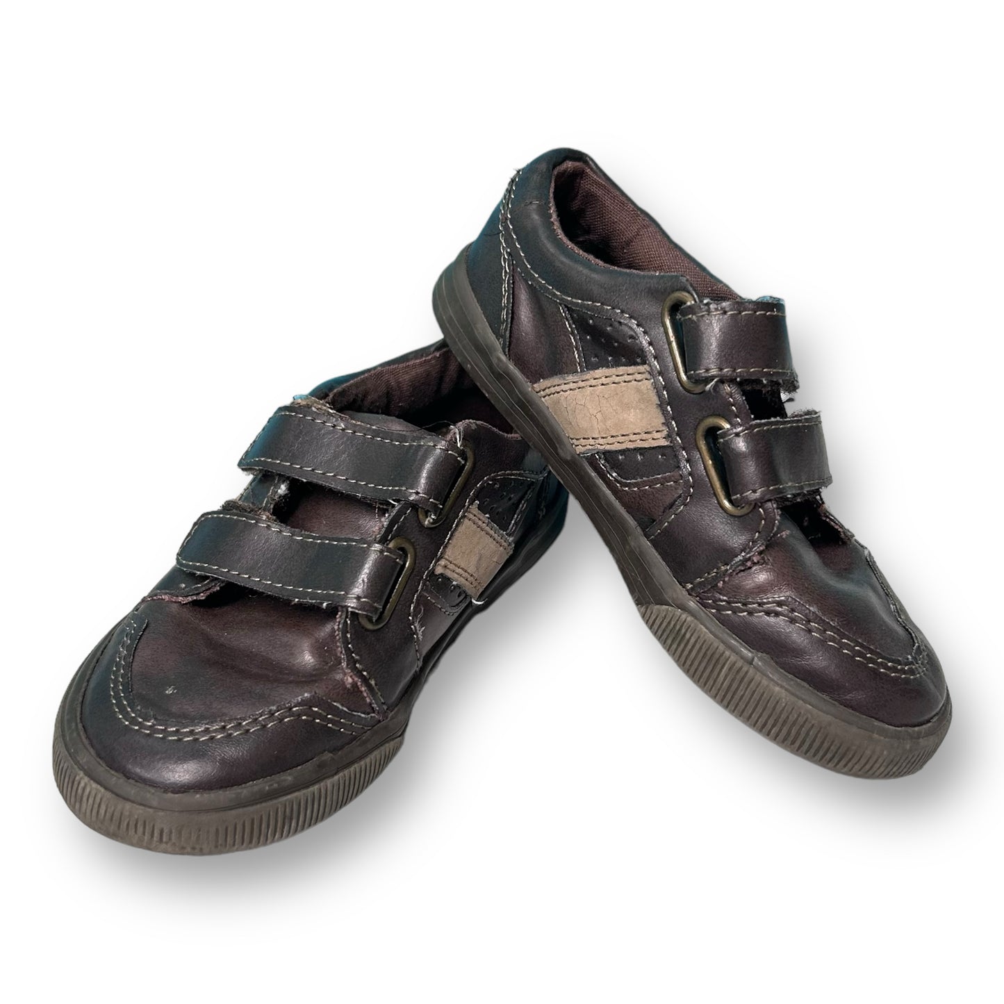 A pair of brown Cherokee toddler boy size 8 no-tie sneakers.