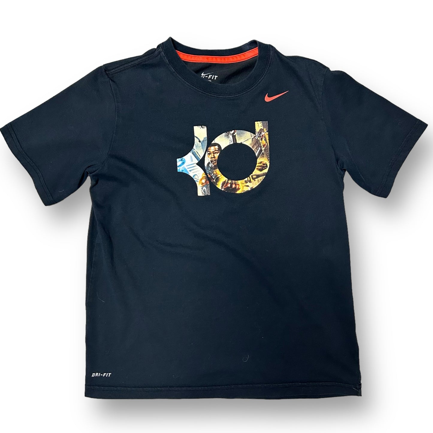 Boys Nike KD Size 10/12 Black Kevin Durant Graphic Short Sleeve Shirt