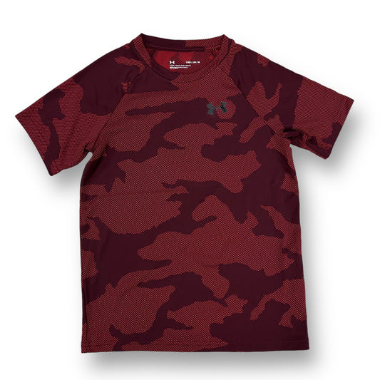 Boys Under Armour Size 10/12 YMD Maroon Camo Loose Fit Short Sleeve Shirt