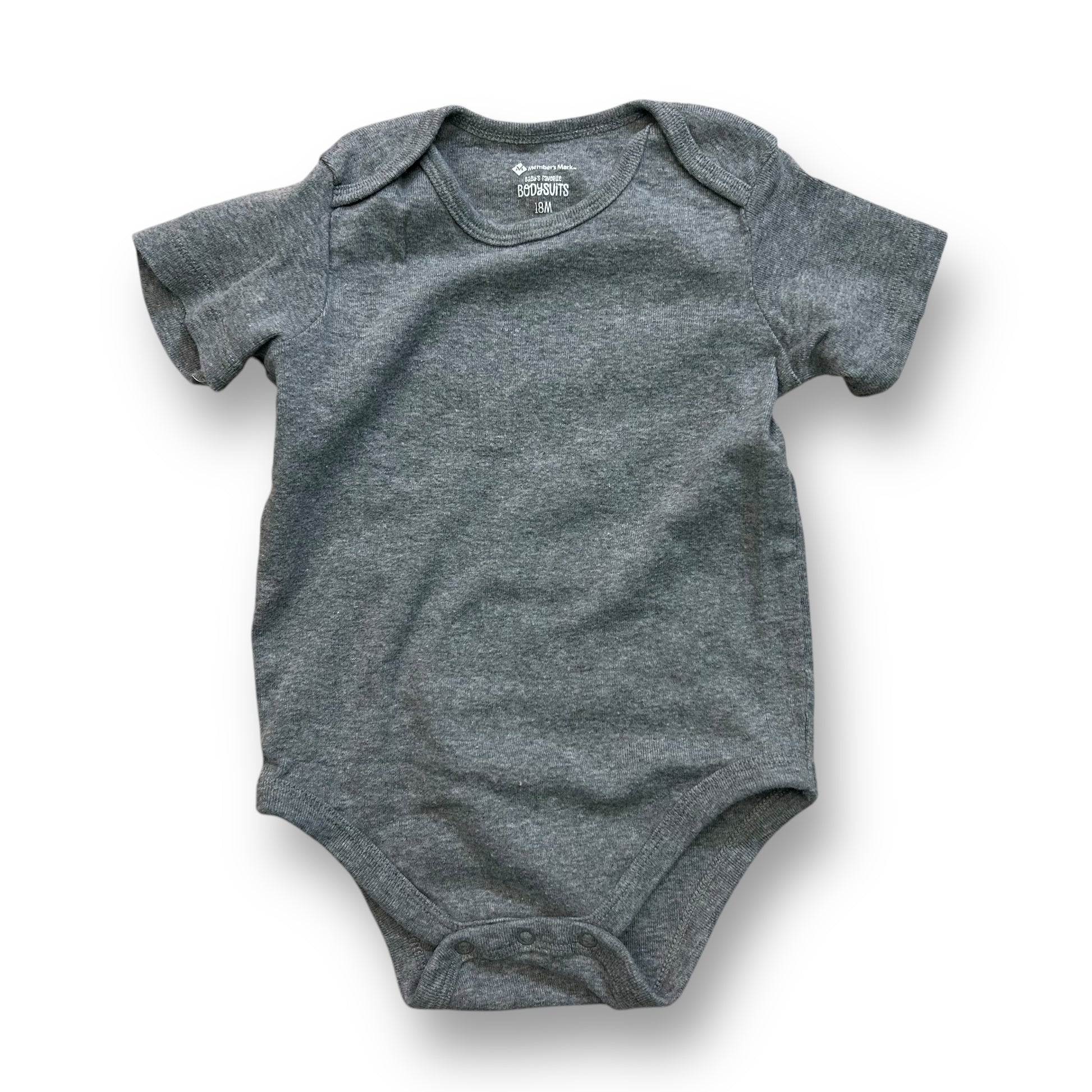 A heather gray boys' toddler tee with short sleeves and a snap-bottom.