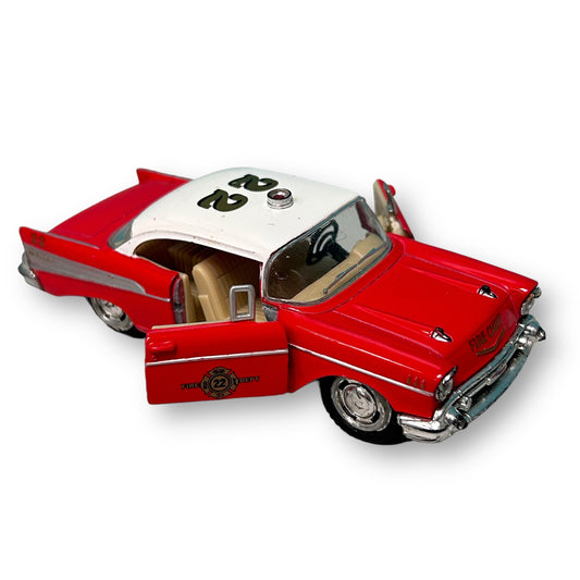 Kinsmart 1957 Red Chevrolet Bel Air 1/40 Scale Pull-Back Diecast Vehicle