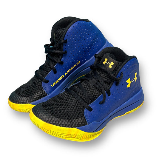 Under Armour Youth Boy Size 3.5 Youth Blue & Yellow Basketball Sneakers