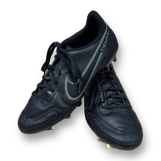 Nike Tiempo Mens Size 7.5 Black Soccer Cleats