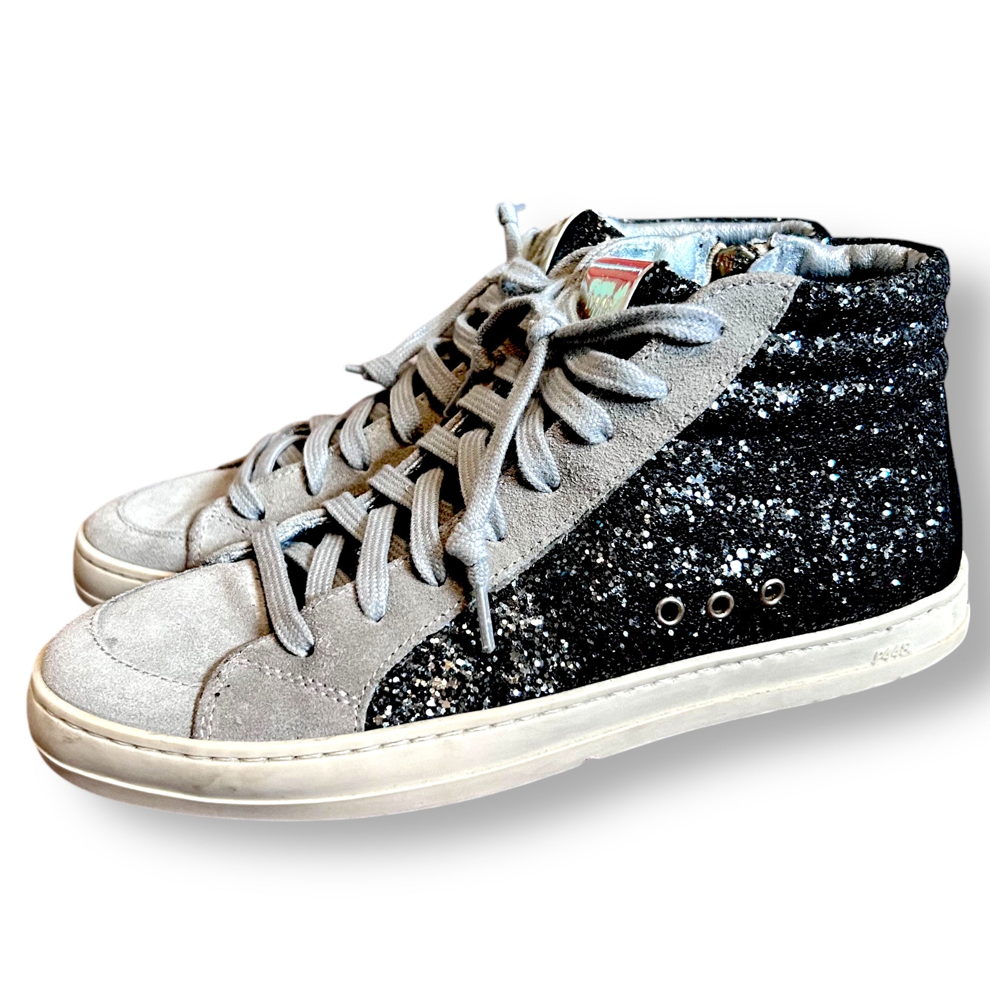 Ladies P448 High-top sneakers with glittery black side panel on a white background