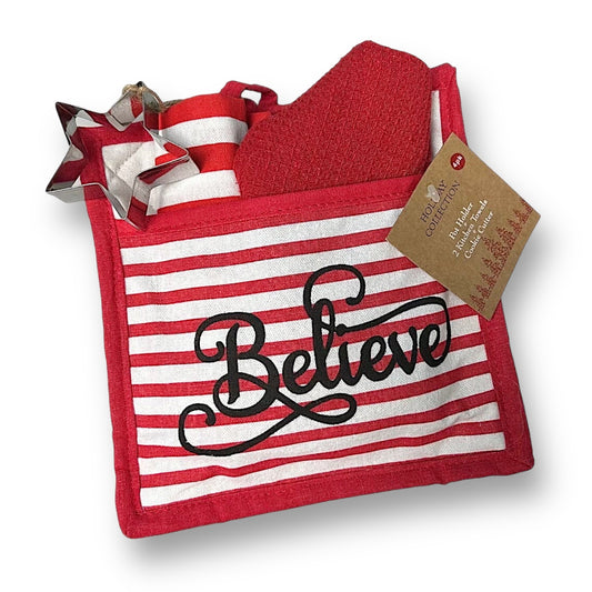 NEW! Christmas Pot Holder, 2 Towels, & Cookie Cutter Gift Set