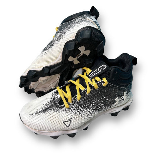 Under Armour Youth Boy Size 1 Spotlight Franchise RM 2.0 B&W Football Cleats