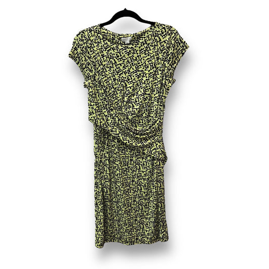 A Pea in the Pod Size M Green Print Maternity Dress