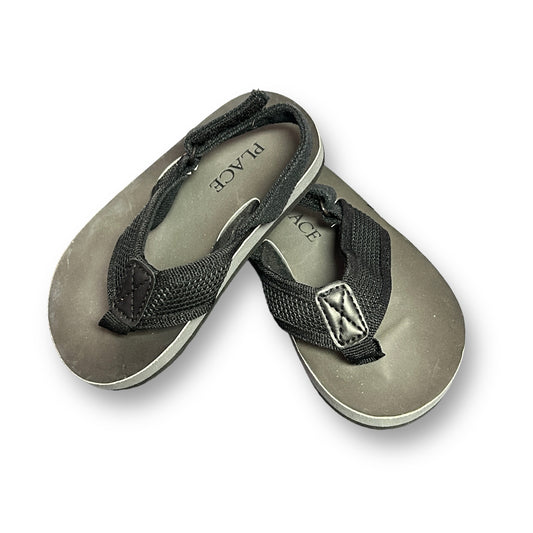 Children's Place Toddler Boy Size 6/7 Black & Gray Sandals