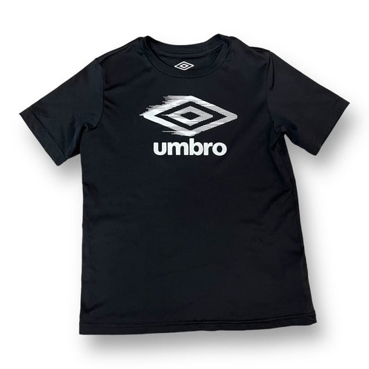 Boys Umbro Size 6/7 Black Athletic Soccer Shirt